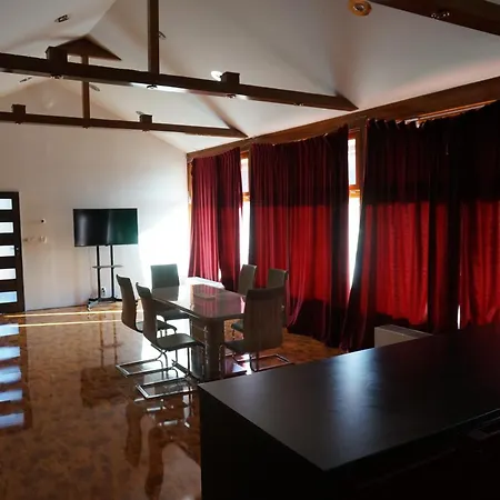 Luxusne Zarizeny Dum V Prirode - Praha Zapad Apartment