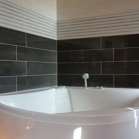 Luxusne Zarizeny Dum V Prirode - Praha Zapad Apartment